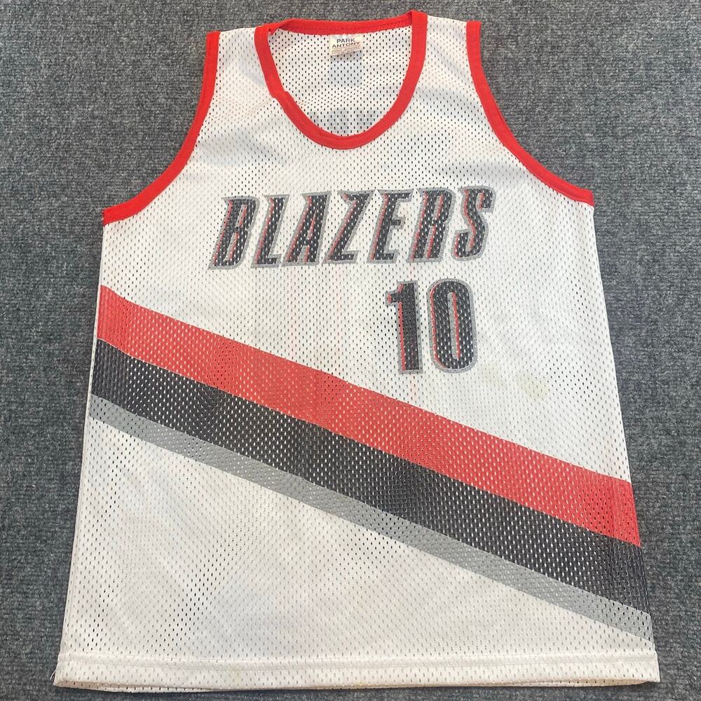 Pro Sports Youth Size 18-20 XL Joel Przybilla #10 Portland Blazers NBA Jersey